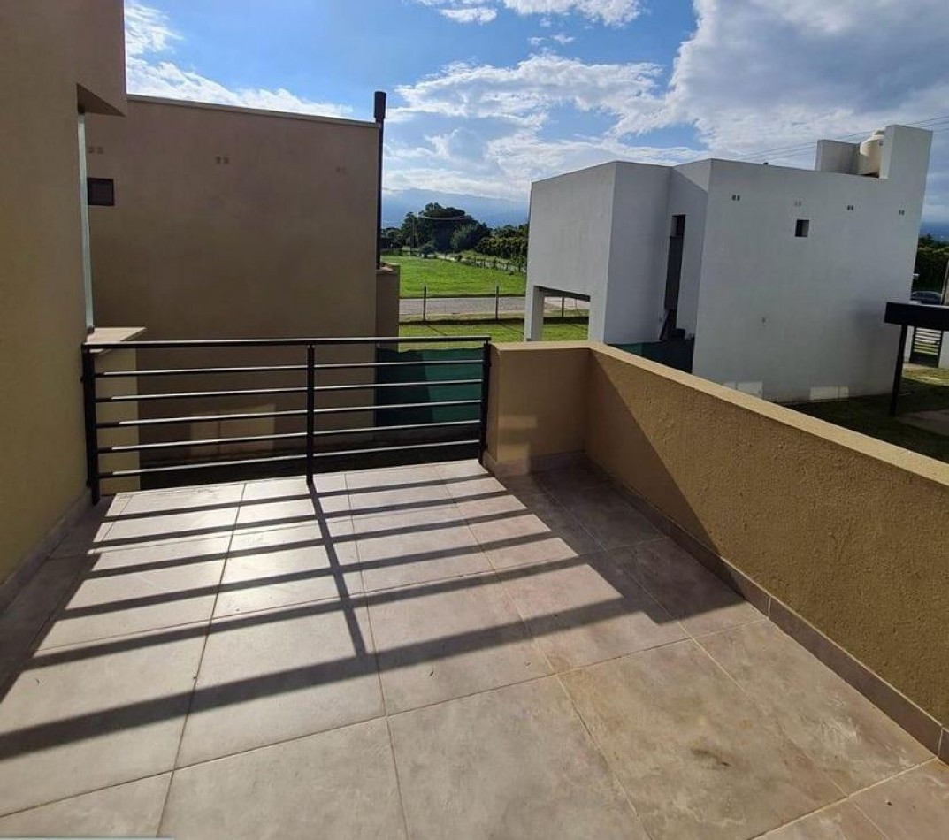 Duplex Barrio Privado Villaflor