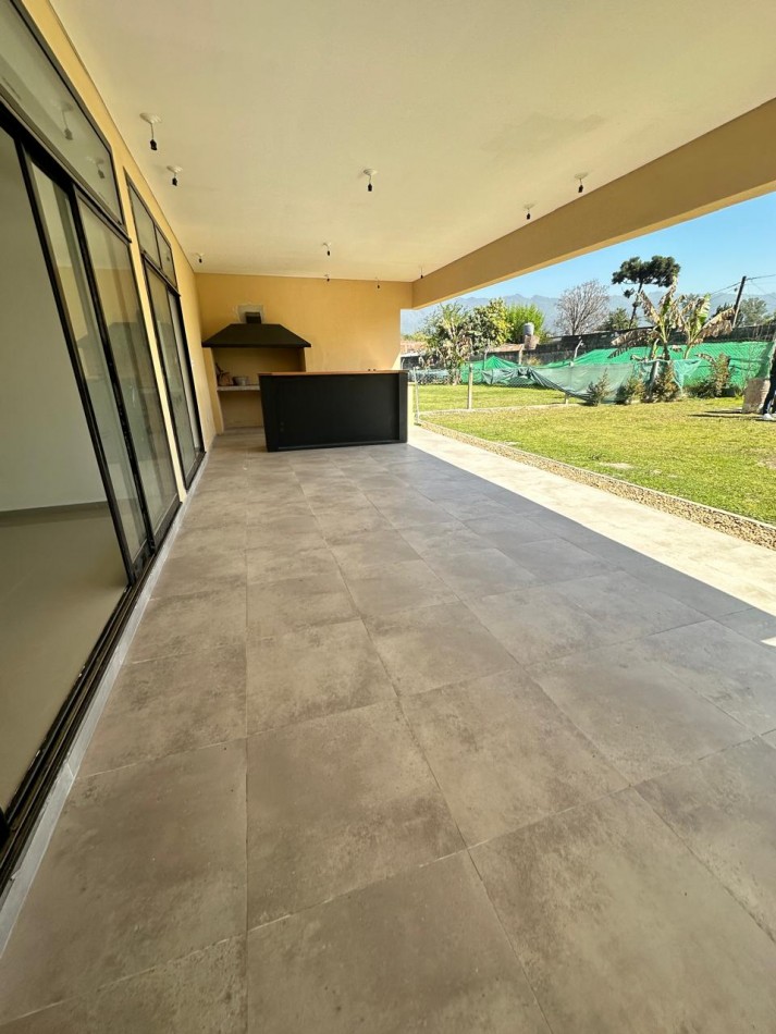 casa country del pilar, a estrenar