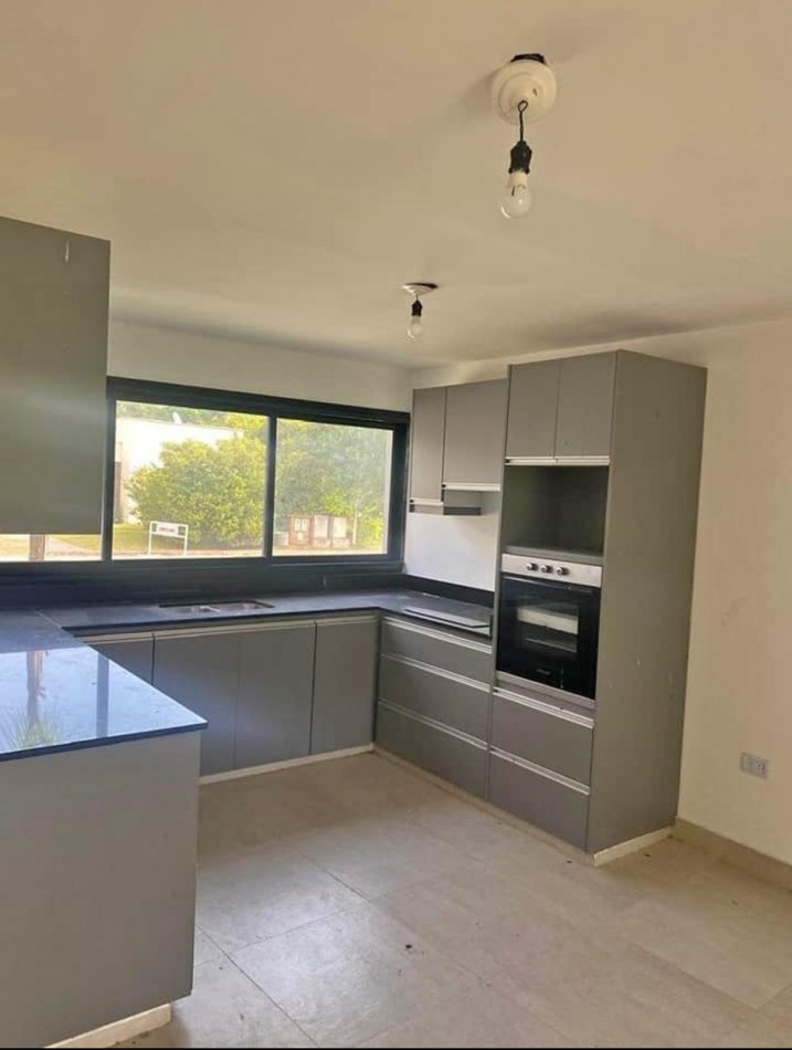 casa country del pilar, amplia, terreno 893 m2