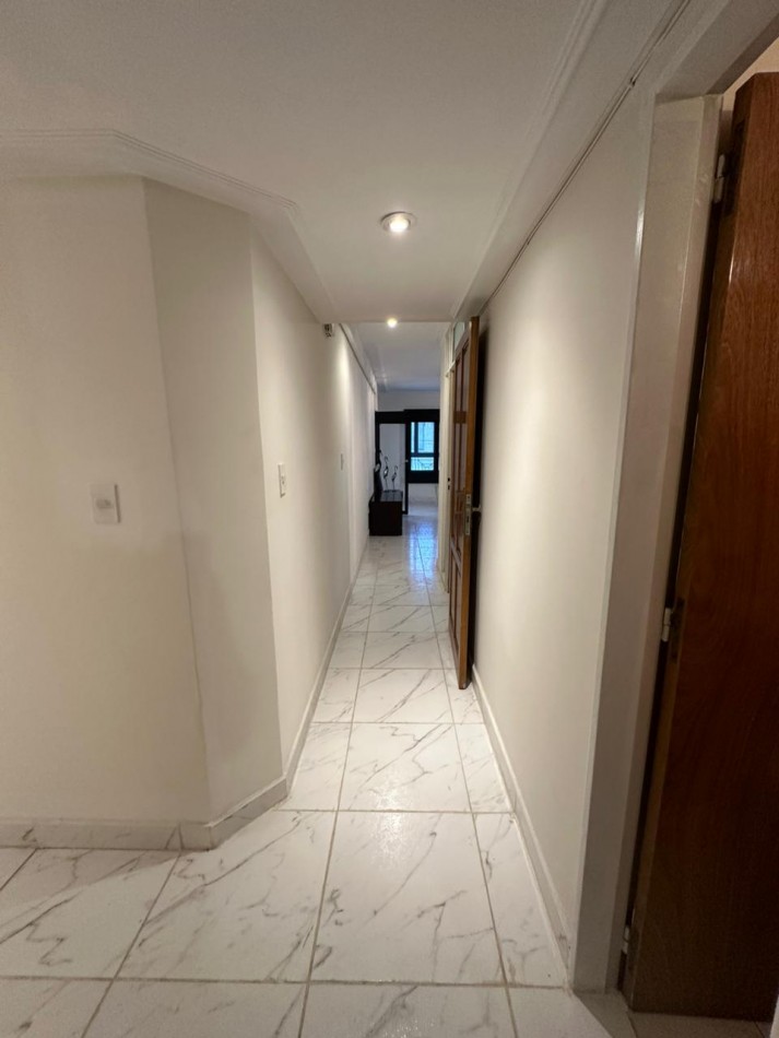 Semi piso en Barrio Norte, calle 25 de Mayo 710