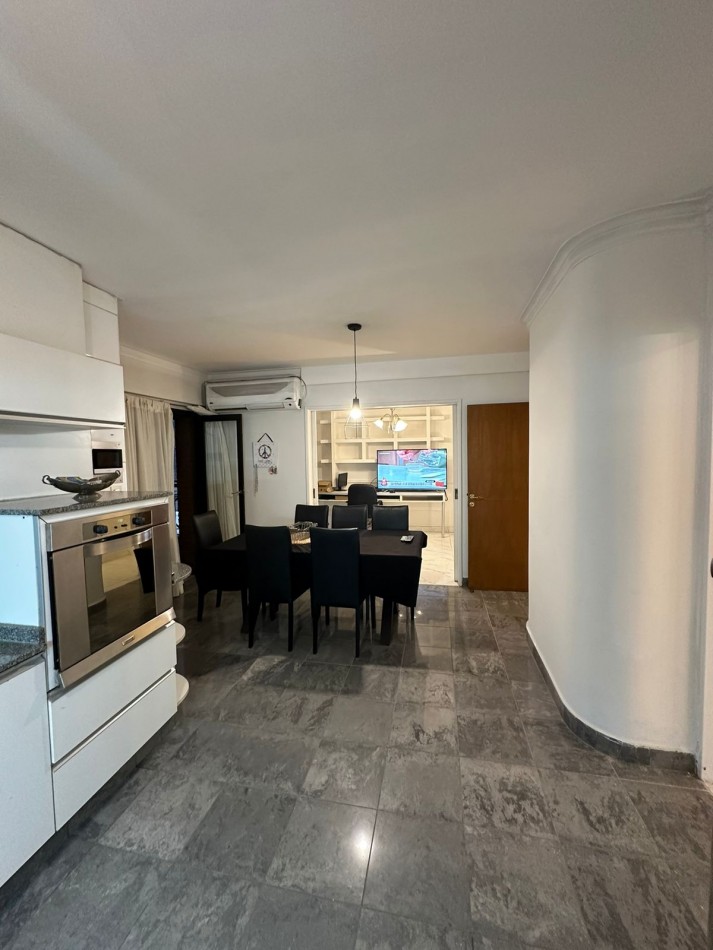 Semi piso en Barrio Norte, calle 25 de Mayo 710