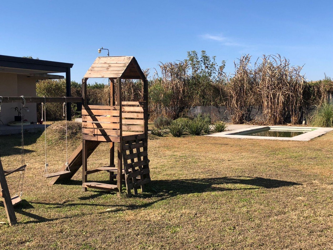 Venta casa en Barrio privado Los Cardales (Los Nogales) gran oportunidad