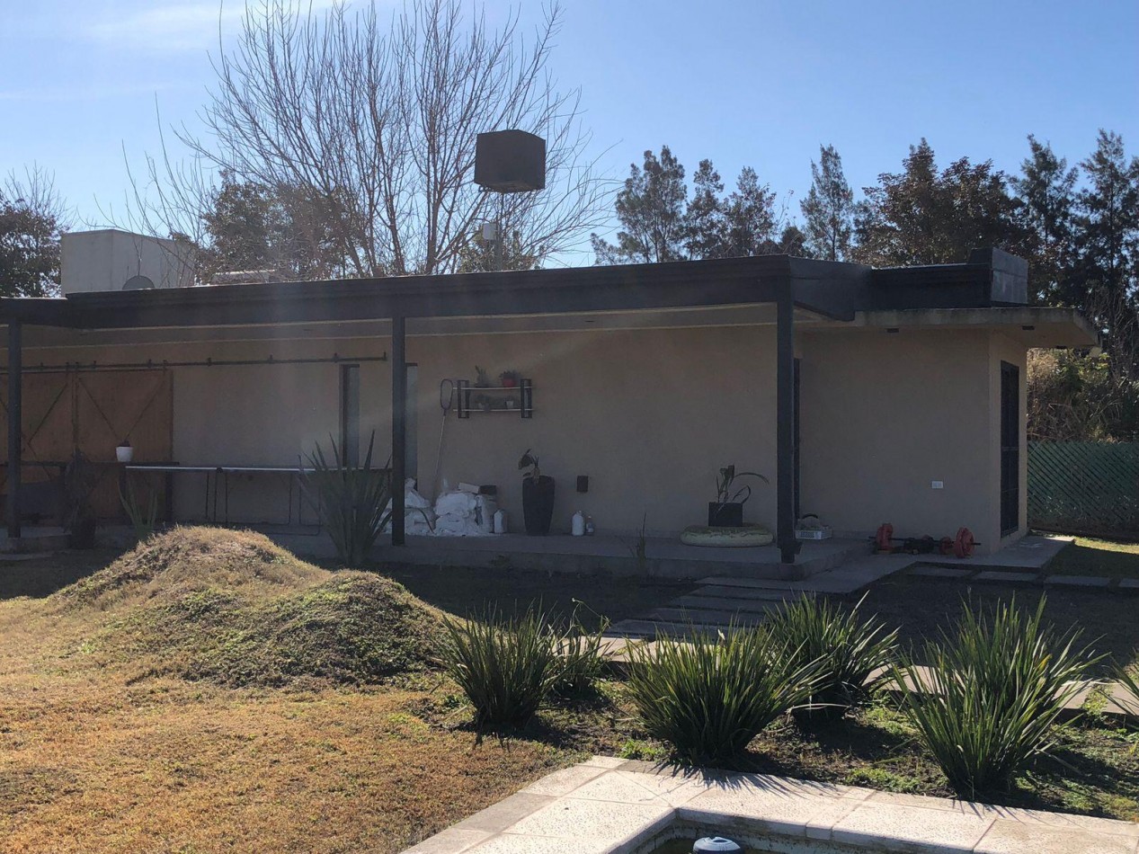Venta casa en Barrio privado Los Cardales (Los Nogales) gran oportunidad
