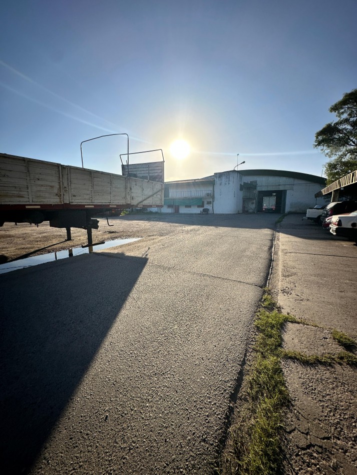 Venta predio con Galpon en calle jujuy al 3300