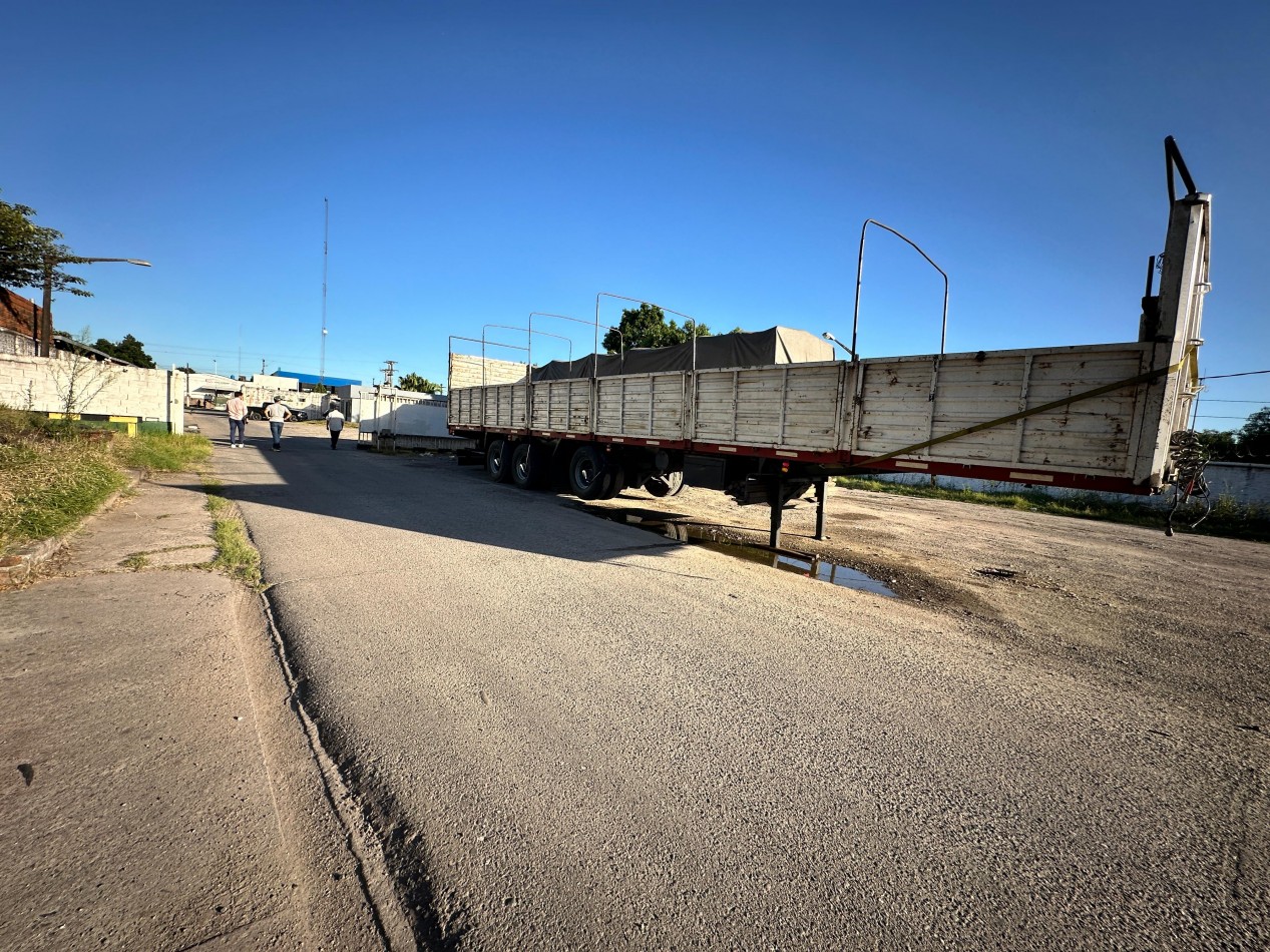 Venta predio con Galpon en calle jujuy al 3300