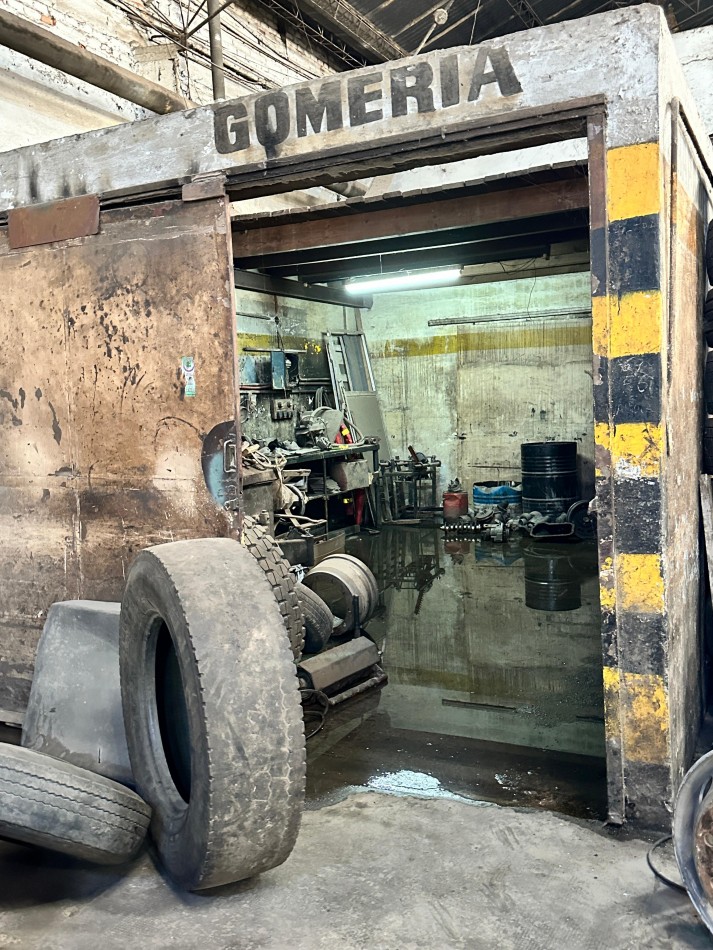 Venta predio con Galpon en calle jujuy al 3300