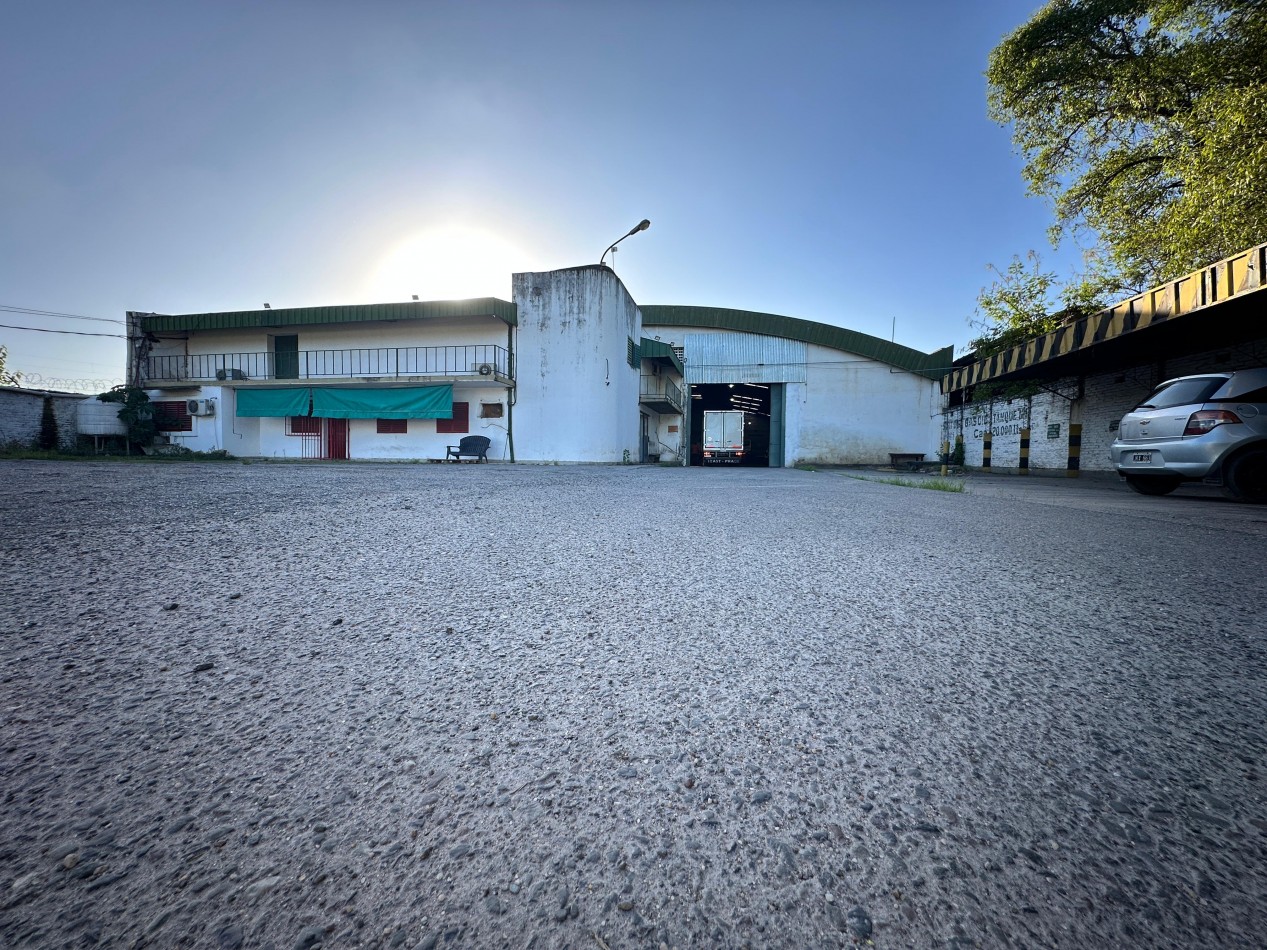 Venta predio con Galpon en calle jujuy al 3300