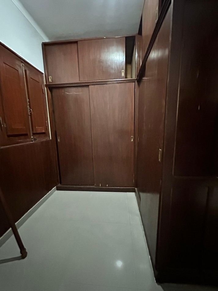 En venta casa cxompletamente remodelada en calle constitucion 151