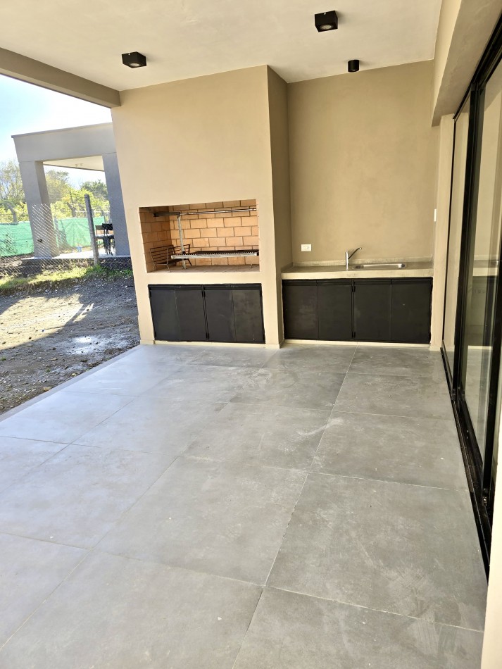 Venta casa a estrenar en Alto Verde 3