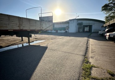 Venta predio con Galpon en calle jujuy al 3300